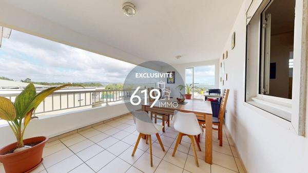 Appartement toit-terrasse T4, vue dégagée.