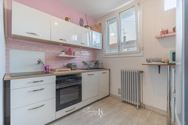 Maison
         4 pièces
        - 73 m² Exclusivité 149 900 € *