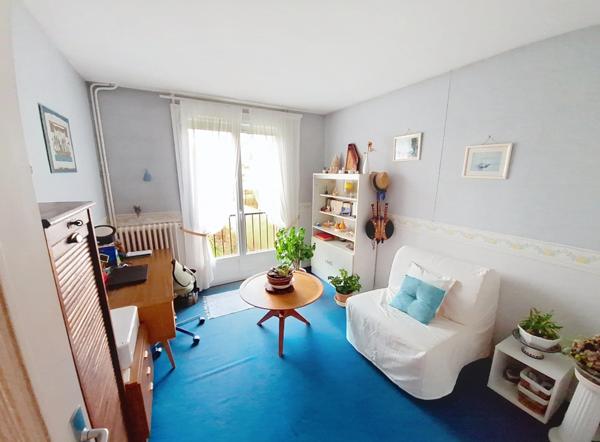 Maison Rambouillet 5 pieces 115 m2 proche centre-ville -Ecoles