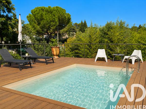 Maison à vendre 4 pièces 121 m² Nîmes