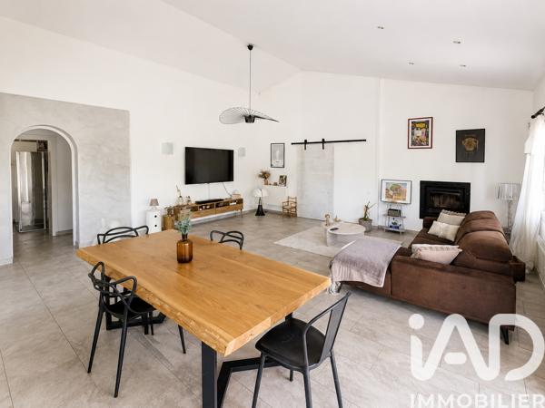 Maison à vendre 4 pièces 121 m² Nîmes