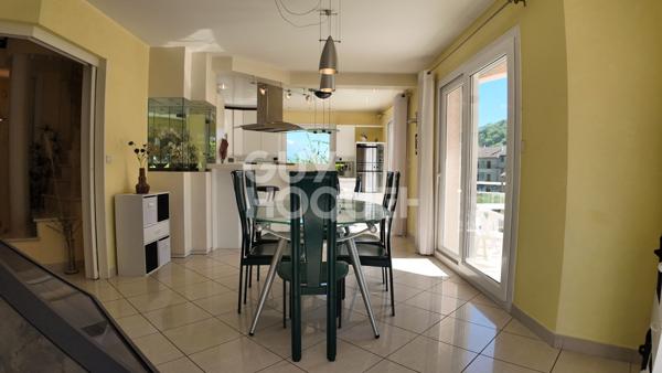 Villa Contemporaine à Valgelon La Rochette - 170 m2