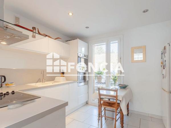 À vendre Appartement 3 pièces 66.28 m² - Salon-de-provence 13300