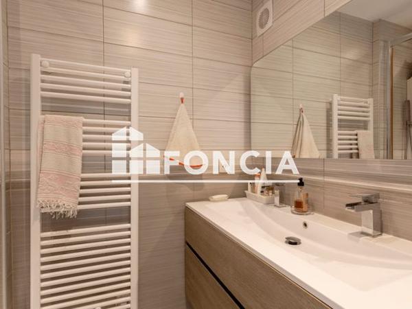 À vendre Appartement 3 pièces 66.28 m² - Salon-de-provence 13300