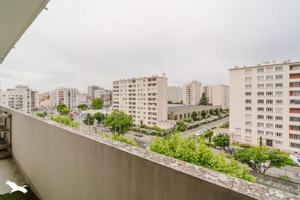 Appartement à vendre 229 000 € Villeurbanne 3 p 64 m² DPE D