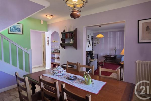 Maison à vendre  7 pièces - 136,45 m 2   MONT DE MARSAN  - 40
