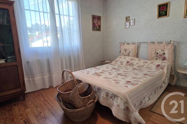 Maison à vendre  7 pièces - 136,45 m 2   MONT DE MARSAN  - 40