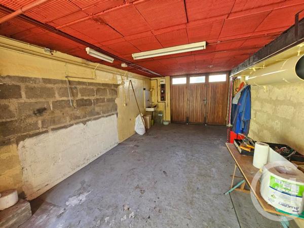 Maison à vendre  4 pièces - 86,85 m 2   CHATELLERAULT  - 86