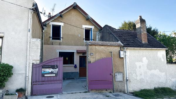 Champigny (89340) OPPORTUNITE A SAISIR - MAISON 3 CHAMBRES AVEC JARDIN - CHAMPIGNY SUR YONNE AU PRIX DE 145 800 € F.A.I