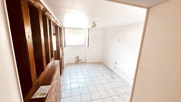 Champigny (89340) OPPORTUNITE A SAISIR - MAISON 3 CHAMBRES AVEC JARDIN - CHAMPIGNY SUR YONNE AU PRIX DE 145 800 € F.A.I