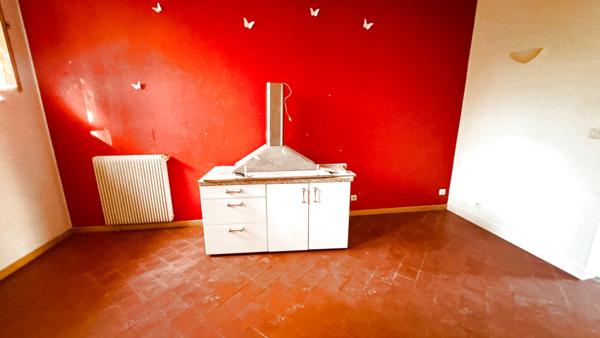 Champigny (89340) OPPORTUNITE A SAISIR - MAISON 3 CHAMBRES AVEC JARDIN - CHAMPIGNY SUR YONNE AU PRIX DE 145 800 € F.A.I