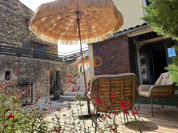 Maison fin 19ème sur un magnifique terrain arboré