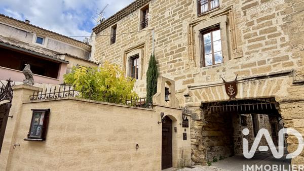 Maison à vendre 10 pièces 394 m² Caderousse
