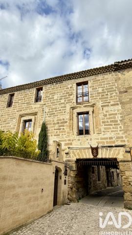 Maison à vendre 10 pièces 394 m² Caderousse