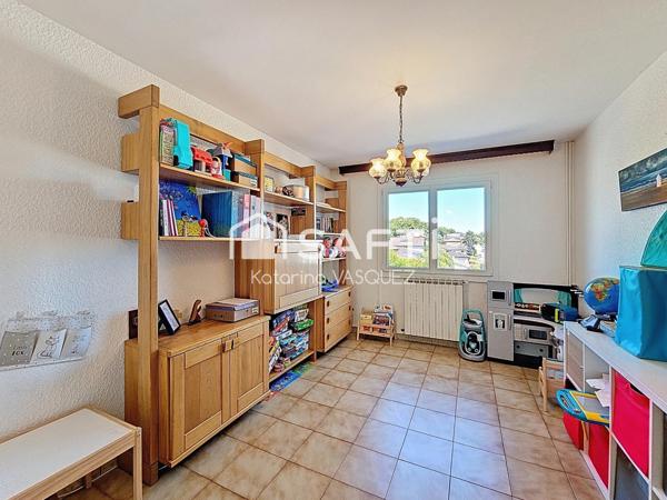 A VENDRE MAISON 3 CHAMBRES GARAGE ET JARDIN