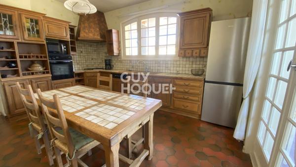 Maison Saint Apollinaire 8 pièce(s) 230 m2 avec dépendance