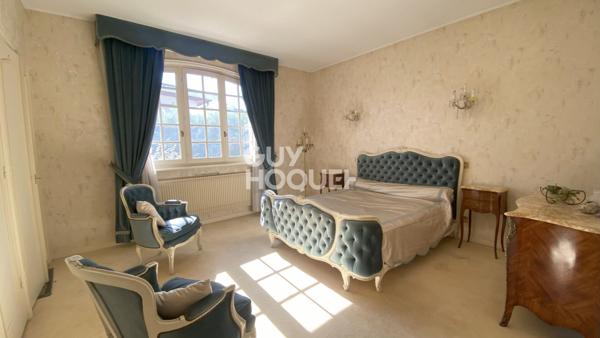 Maison Saint Apollinaire 8 pièce(s) 230 m2 avec dépendance