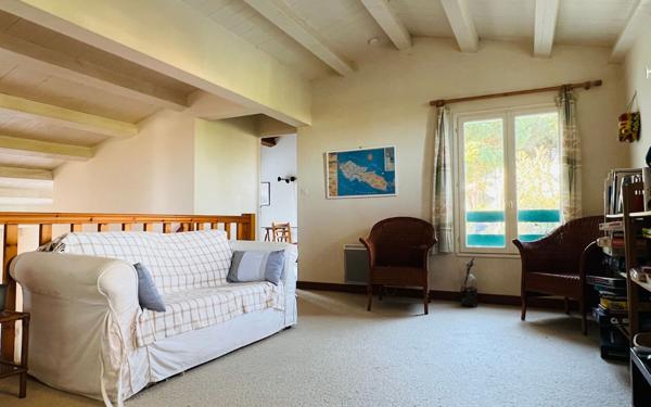 Maison à vendre    7 pièces •  La Couarde-sur-Mer