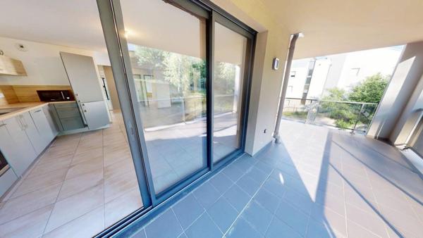 MAGNIFIQUE APPARTEMENT T4 PARFAIT ETAT TERRASSE DE 30 M²