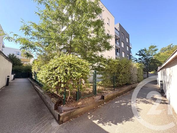 Appartement T3 à vendre  3 pièces - 62 m 2   LYON  - 69008