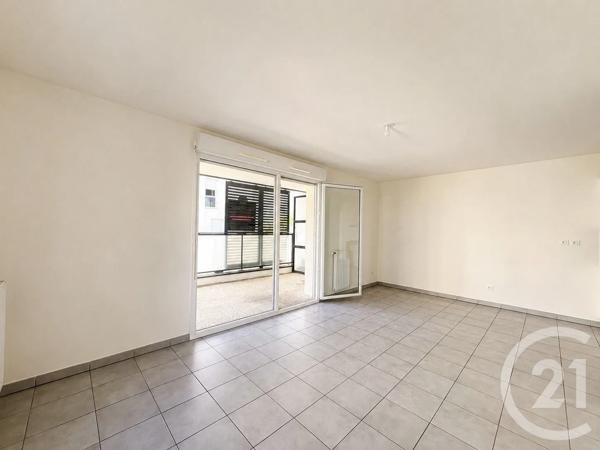 Appartement T3 à vendre  3 pièces - 62 m 2   LYON  - 69008
