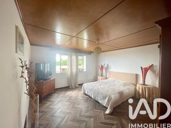 Maison à vendre 9 pièces 200 m² Saint-Denis