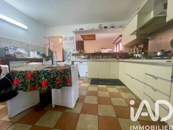 Maison à vendre 9 pièces 200 m² Saint-Denis