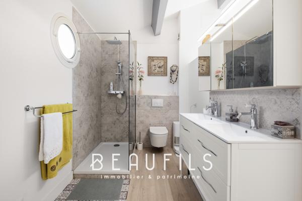 Aigues-Mortes (30220) Exclusivité - Aigues Mortes - Marina avec vue canal, terrasses & stationnements privatifs