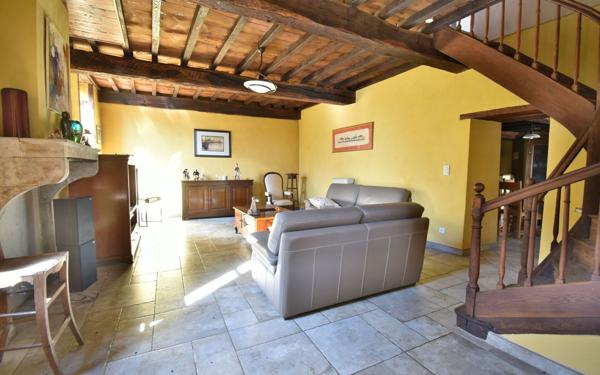 Maison à vendre    5 pièces • 180,19 m2 Meximieux