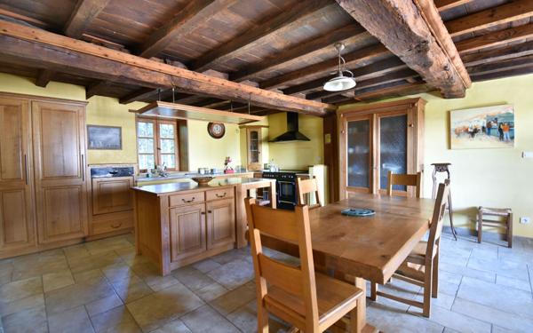 Maison à vendre    5 pièces • 180,19 m2 Meximieux