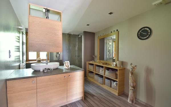 Maison à vendre    5 pièces • 180,19 m2 Meximieux