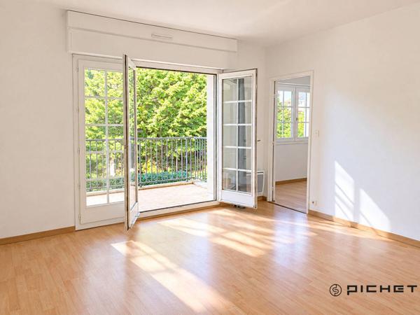 Appartement 2 pièces 47 m² BOURG LA REINE - 92340