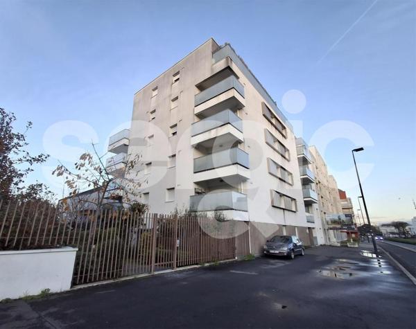 Location 3 Pieces 61 44100 Nantes 24 8012 01 0006