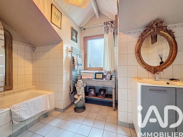 Maison à vendre 6 pièces 143 m² Sautron