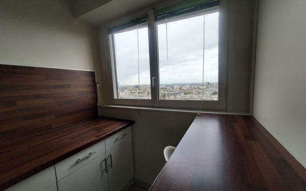 Appartement à vendre    2 pièces • 52 m2 Courbevoie