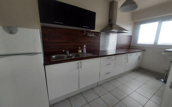 Appartement à vendre    2 pièces • 52 m2 Courbevoie