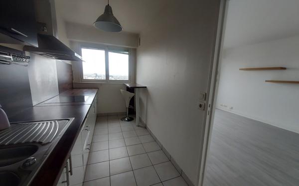 Appartement à vendre    2 pièces • 52 m2 Courbevoie