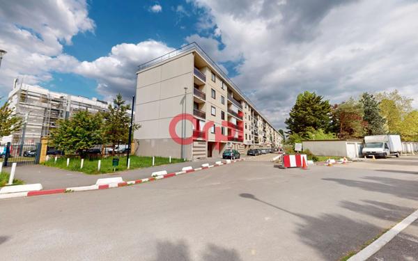 Appartement à vendre    5 pièces • 81,70 m2 Clichy-sous-Bois