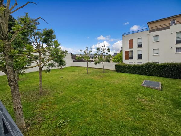 Appartement Dourdan 3 pièce(s) 63 m2 - JARDIN - PARKINGS SOUS-SOL