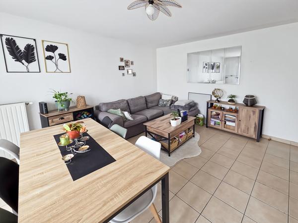 Appartement Dourdan 3 pièce(s) 63 m2 - JARDIN - PARKINGS SOUS-SOL
