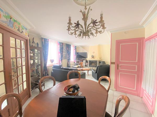 Maison Carvin 7 pièce(s) 200 m2