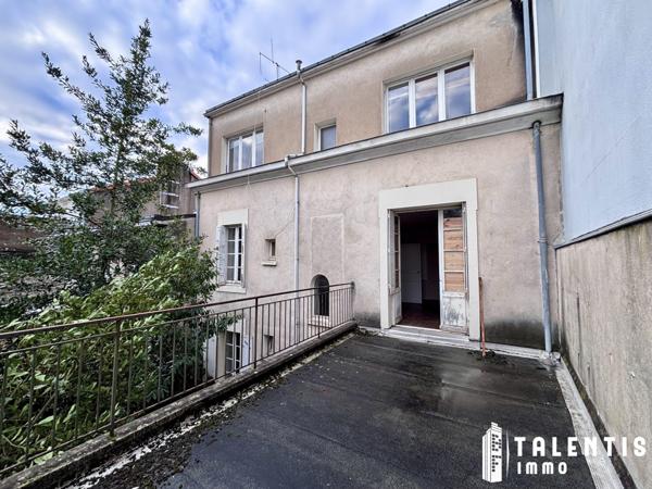 REZÉ, PONT ROUSSEAU | Maison (209m² | 12P)