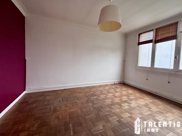 REZÉ, PONT ROUSSEAU | Maison (209m² | 12P)