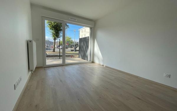 Appartement à louer    2 pièces •  Saint-Jean-de-la-Ruelle