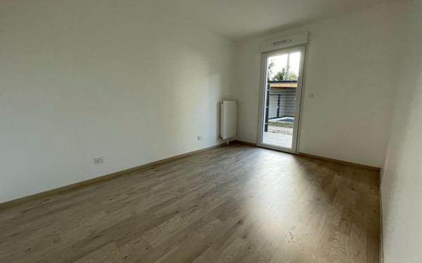 Appartement à louer    2 pièces •  Saint-Jean-de-la-Ruelle