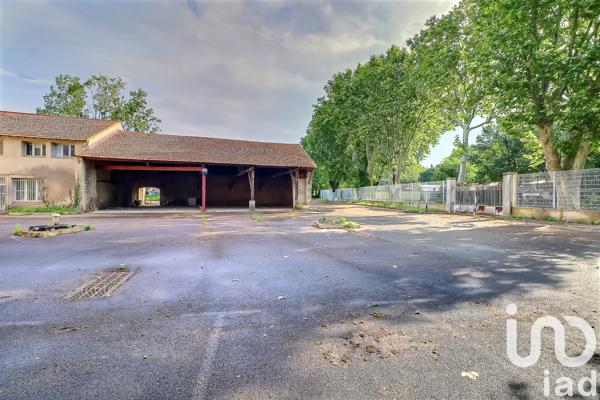 Immeuble à vendre 1 200 m² Nîmes