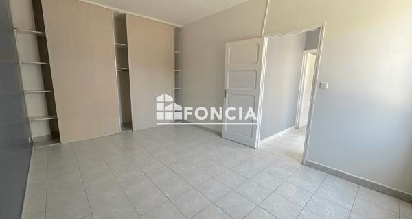 Location Appartement 3 pièces 74.1 m² - Orange 84100