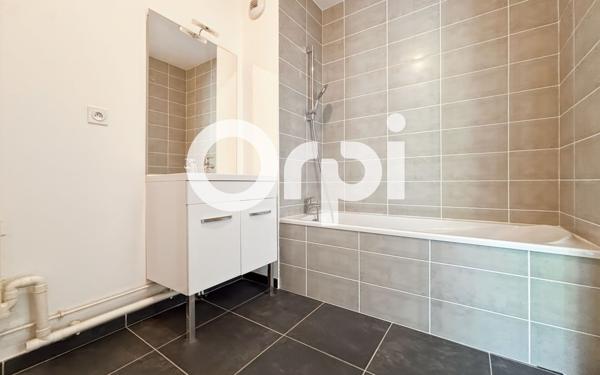 Appartement à vendre    2 pièces • 61,25 m2 Saint-Martin-Boulogne