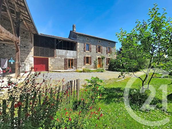 Maison à vendre  5 pièces - 177 m 2   PRAT BONREPAUX  - 09