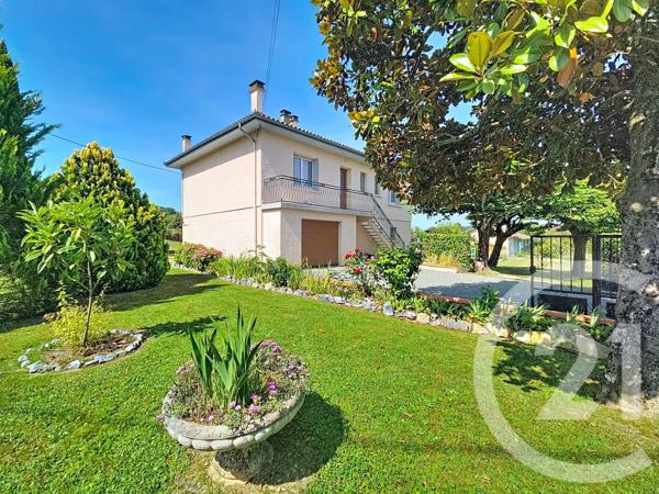 Maison à vendre  5 pièces - 177 m 2   PRAT BONREPAUX  - 09